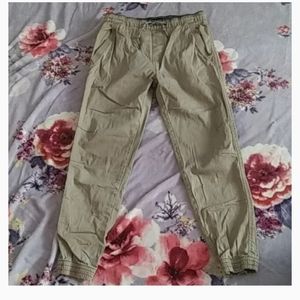 Young men's size S joggers